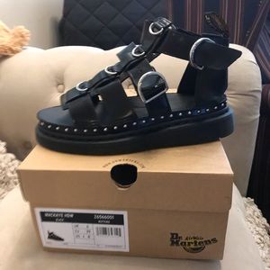 Dr Martens sandals !!!FIRM